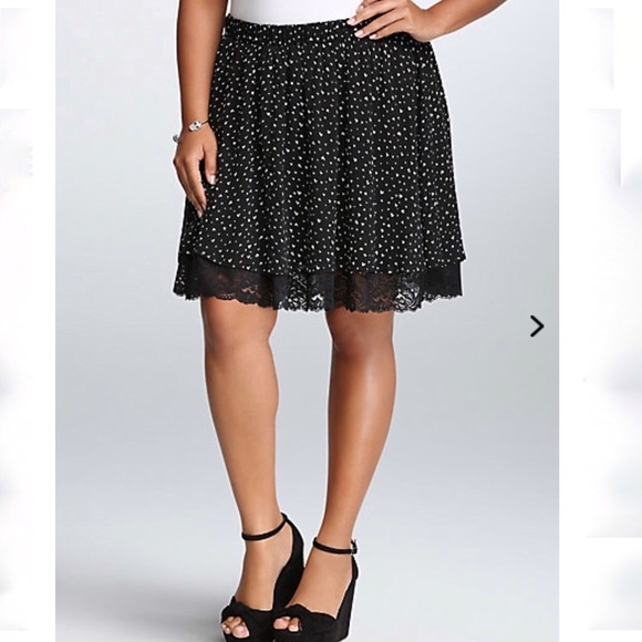 torrid Dresses & Skirts - Torrid size 3 Chiffon and Lace Skater Skirt